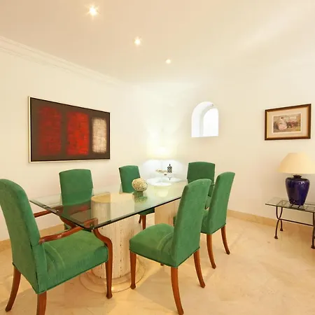 White Pearl Elviria Marbella