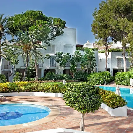 Apartment White Pearl Elviria *